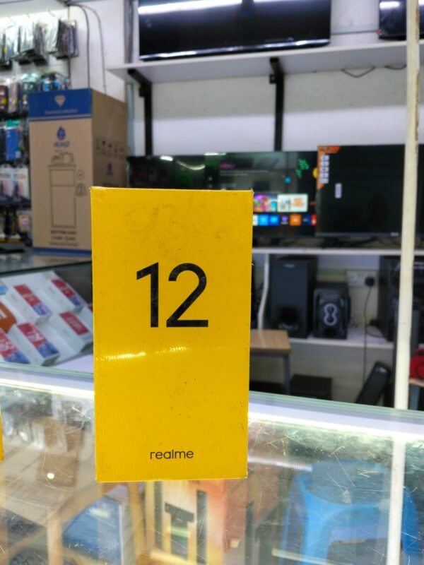 Realme 12 5G (8GB/512GB) for Sale in Kenya — image 4